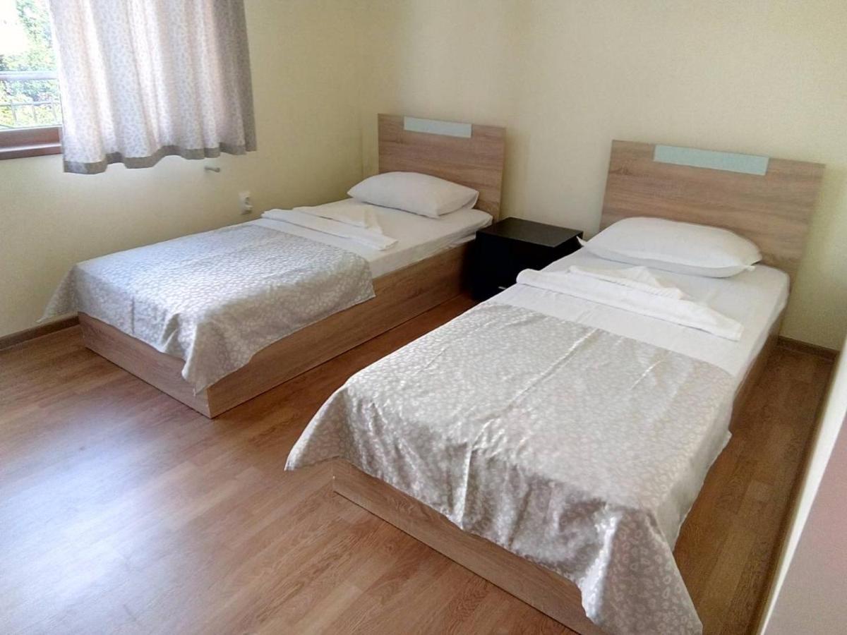 Alfa Guest Rooms With Parking Varna Dış mekan fotoğraf