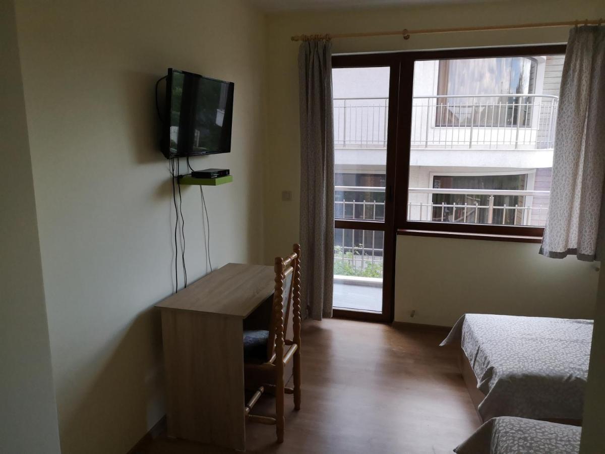 Alfa Guest Rooms With Parking Varna Dış mekan fotoğraf